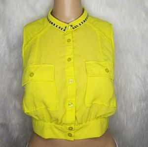 STUD COLLAR TRIM CROP TOP